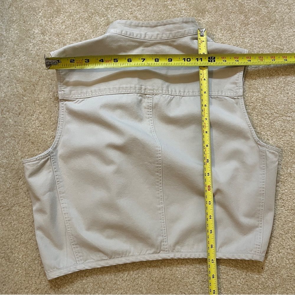 Khaki Vest Dockers - Picture 4 of 6
